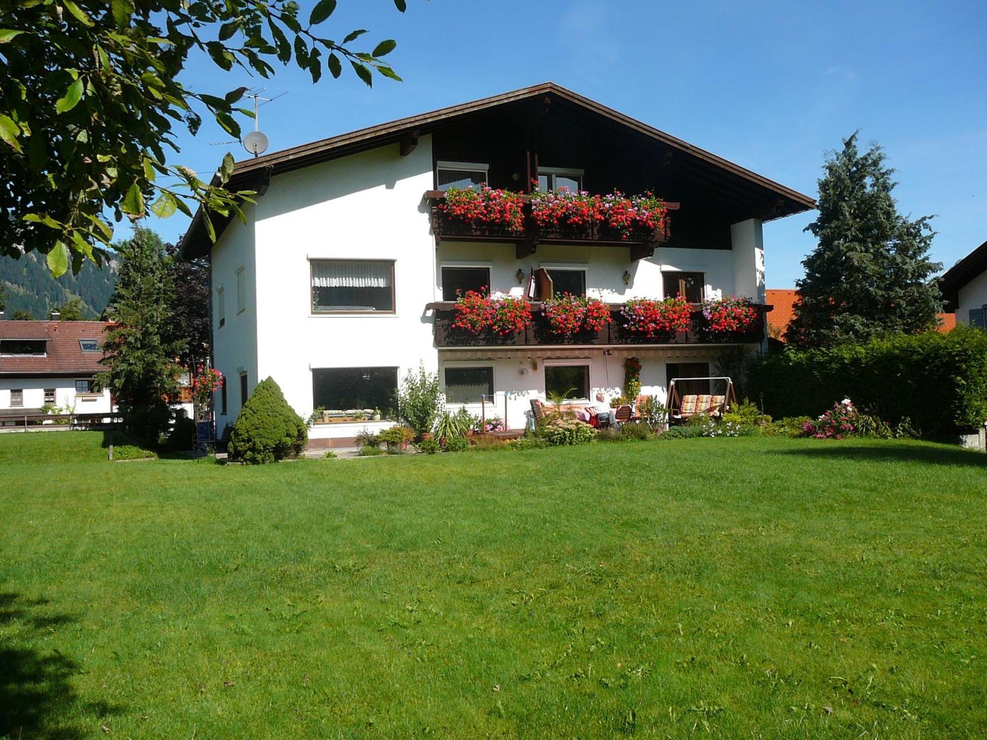 Ferienwohnungen Kathrein Reutte Exterior foto
